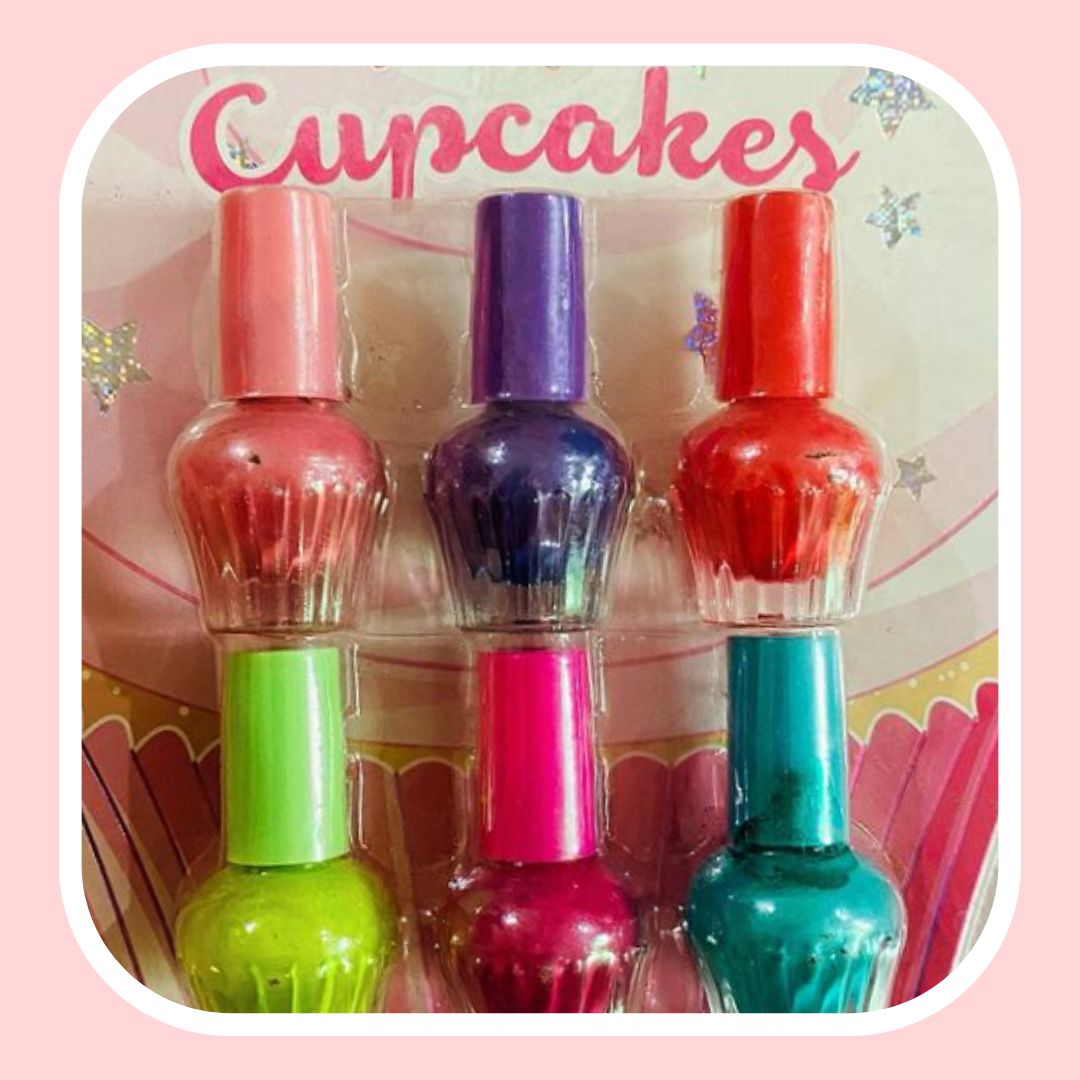 Cupcakes Nail Polish Set.