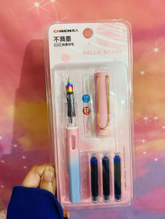 Kawaii Pen Set with 3 Inks.