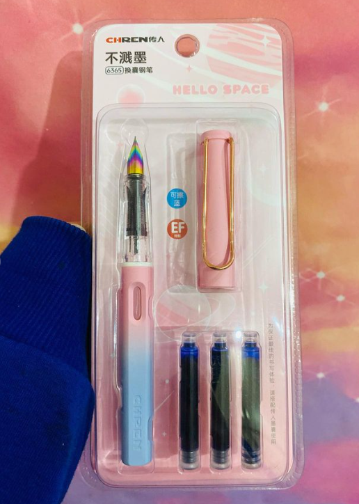 Kawaii Pen Set with 3 Inks.